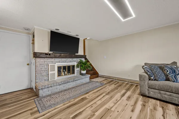 $339,900 | 605 Juniper Court, West Bend, WI 53095