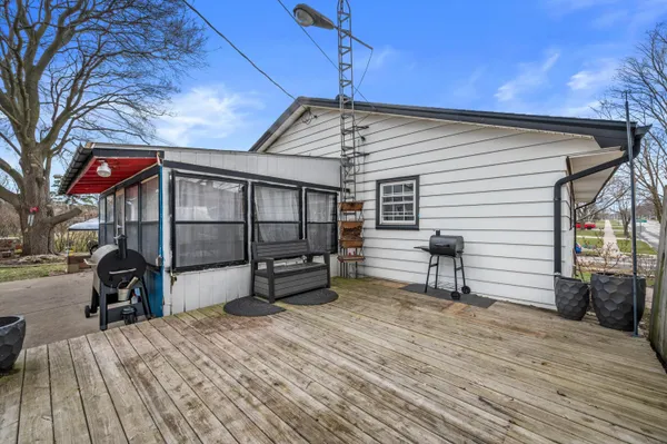 $339,900 | 605 Juniper Court, West Bend, WI 53095