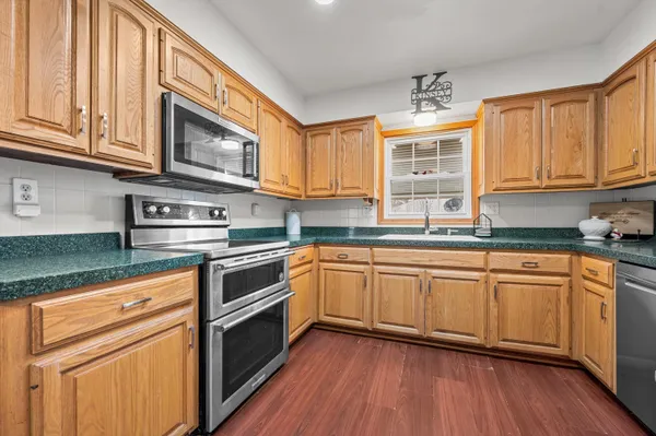 $339,900 | 605 Juniper Court, West Bend, WI 53095