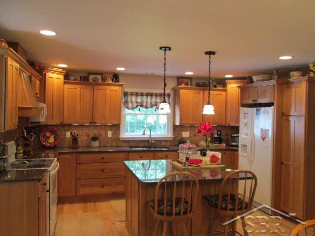 14302 Roe Road Hemlock, MI 48626 - Photo 7 of 15 20368438-6.JPG