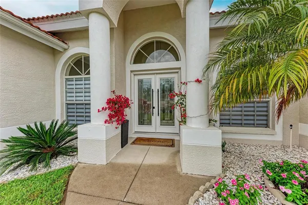 $599,000 | 7327 38th Court East, Sarasota, FL 34243