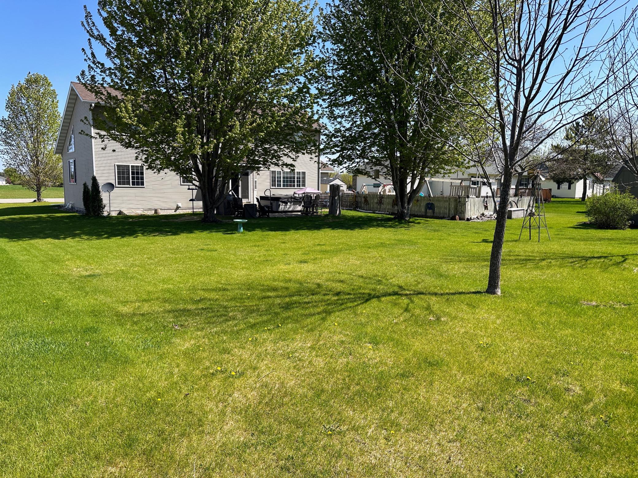420 7th Street Northeast Perham, MN 56573 - Photo 11 of 44