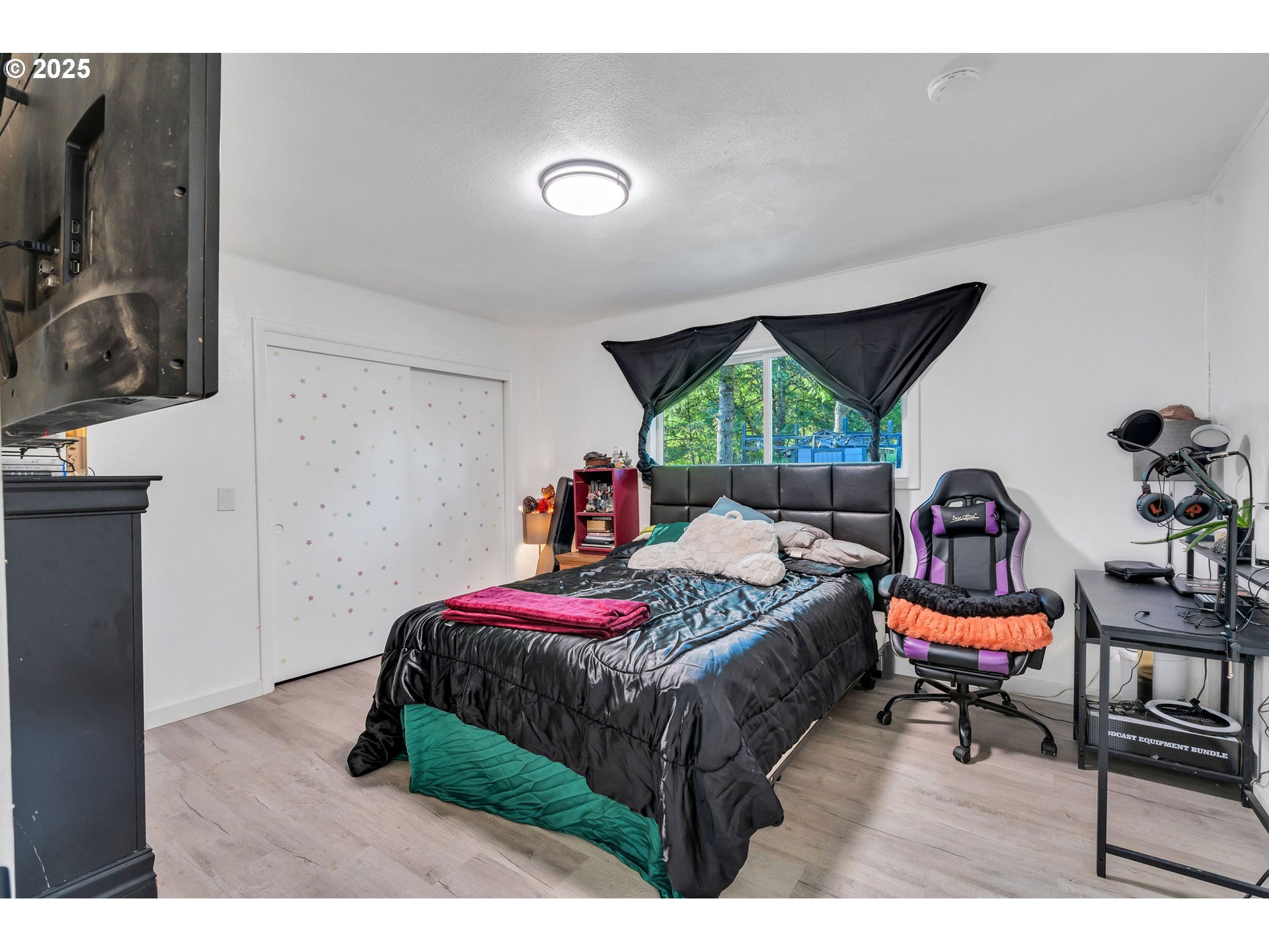 20700 Cherry Hill Road Sheridan, OR 97378 - Photo 19 of 48