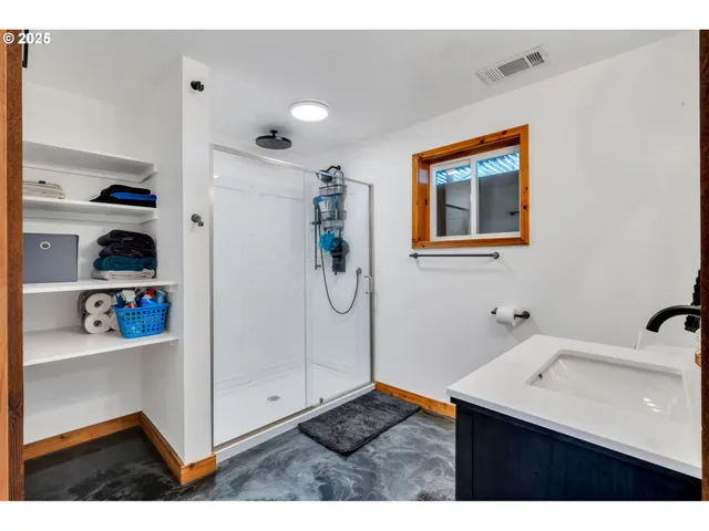 $695,000 | 20700 Cherry Hill Road, Sheridan, OR 97378