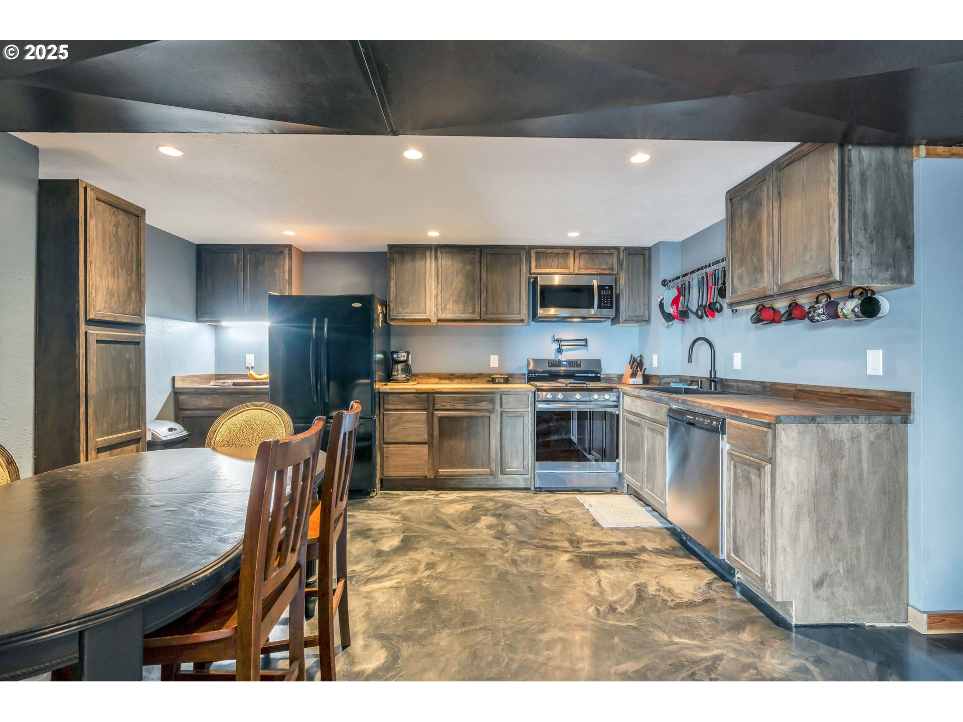 20700 Cherry Hill Road Sheridan, OR 97378 - Photo 30 of 48