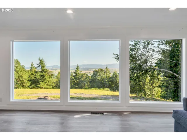 $695,000 | 20700 Cherry Hill Road, Sheridan, OR 97378