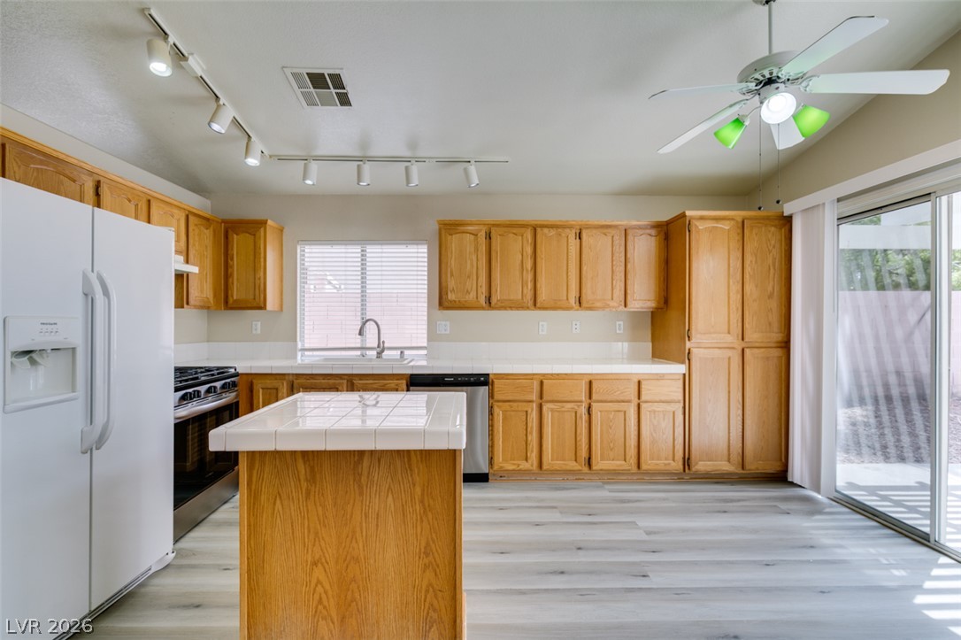 19 Rue De Parc Henderson, NV 89074 - Photo 12 of 24