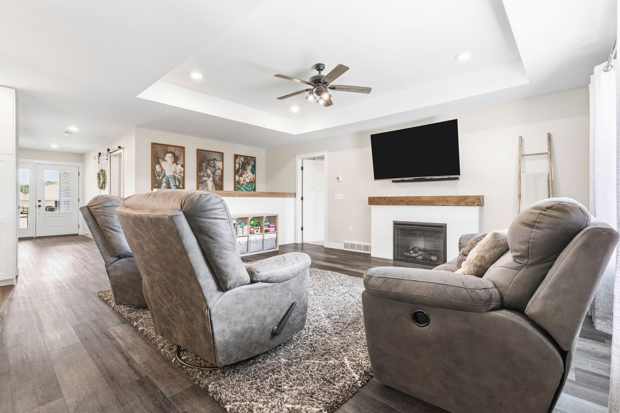 W1202 Oak Rdg Court Spring Valley, WI 54767 - Photo 8 of 31