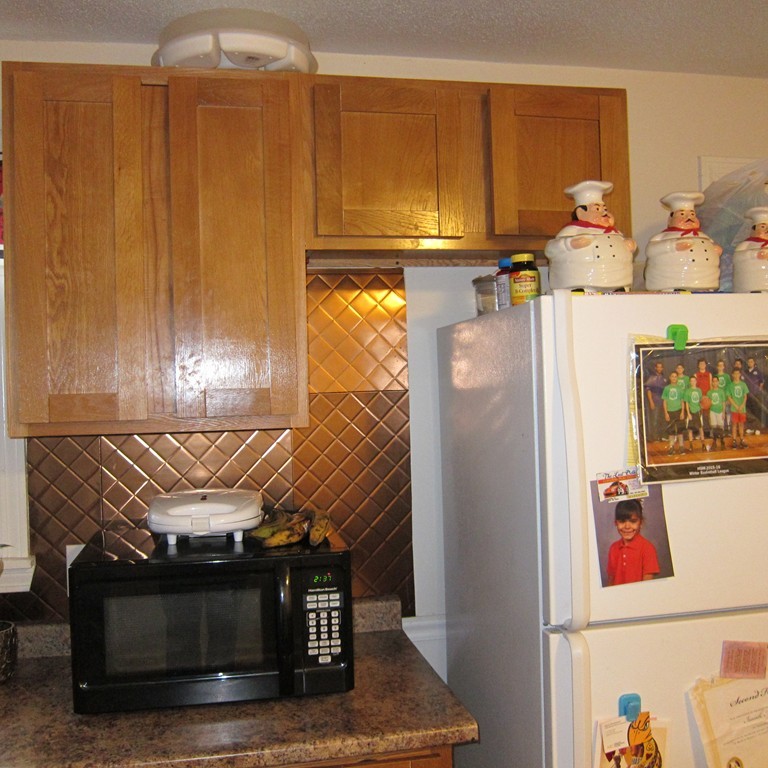 93 Curve Street Springfield, MA 01104 - Photo 4 of 23 Gallery Image 4
