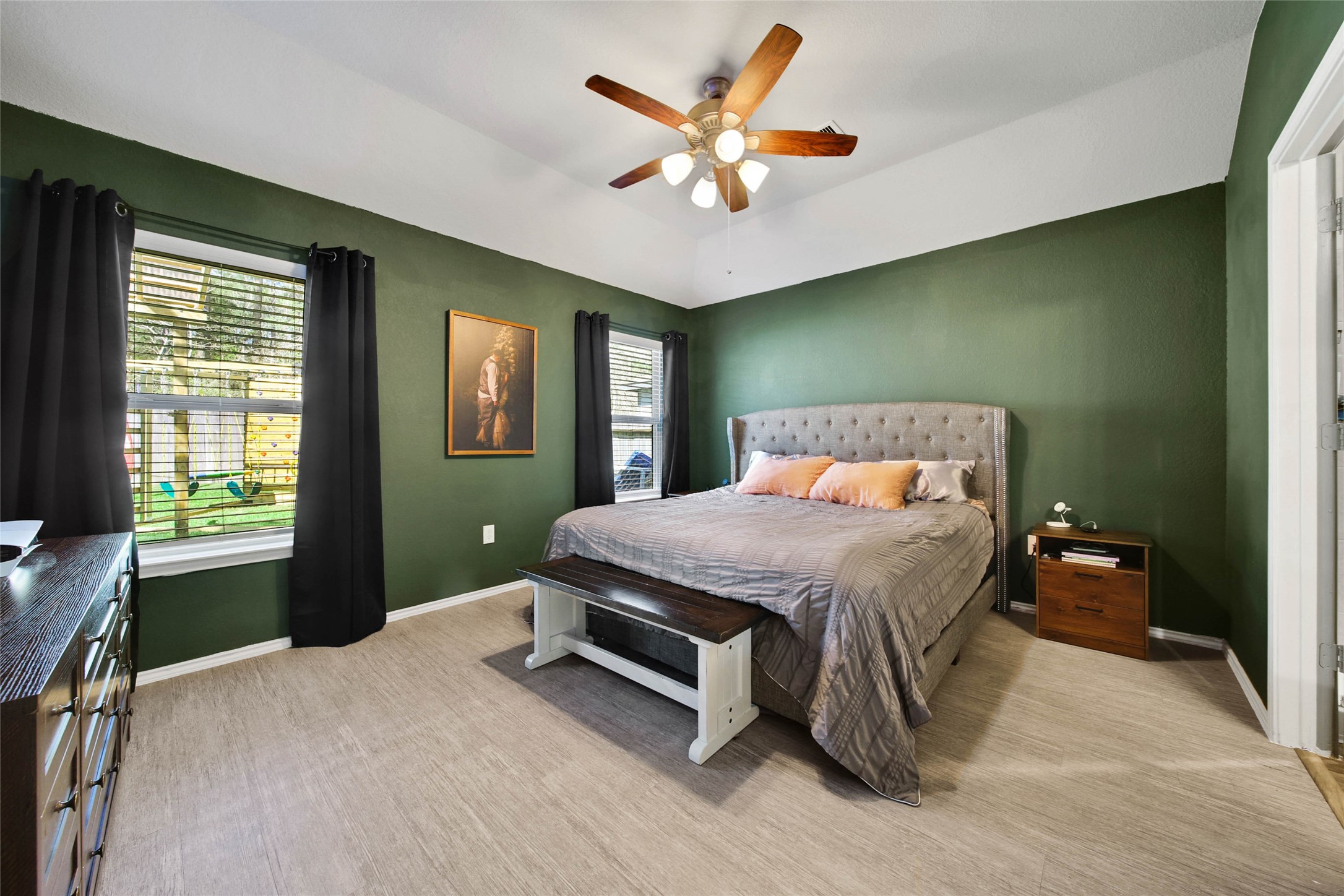 10021 Spring Creek Road Cleveland, TX 77327 - Photo 11 of 30