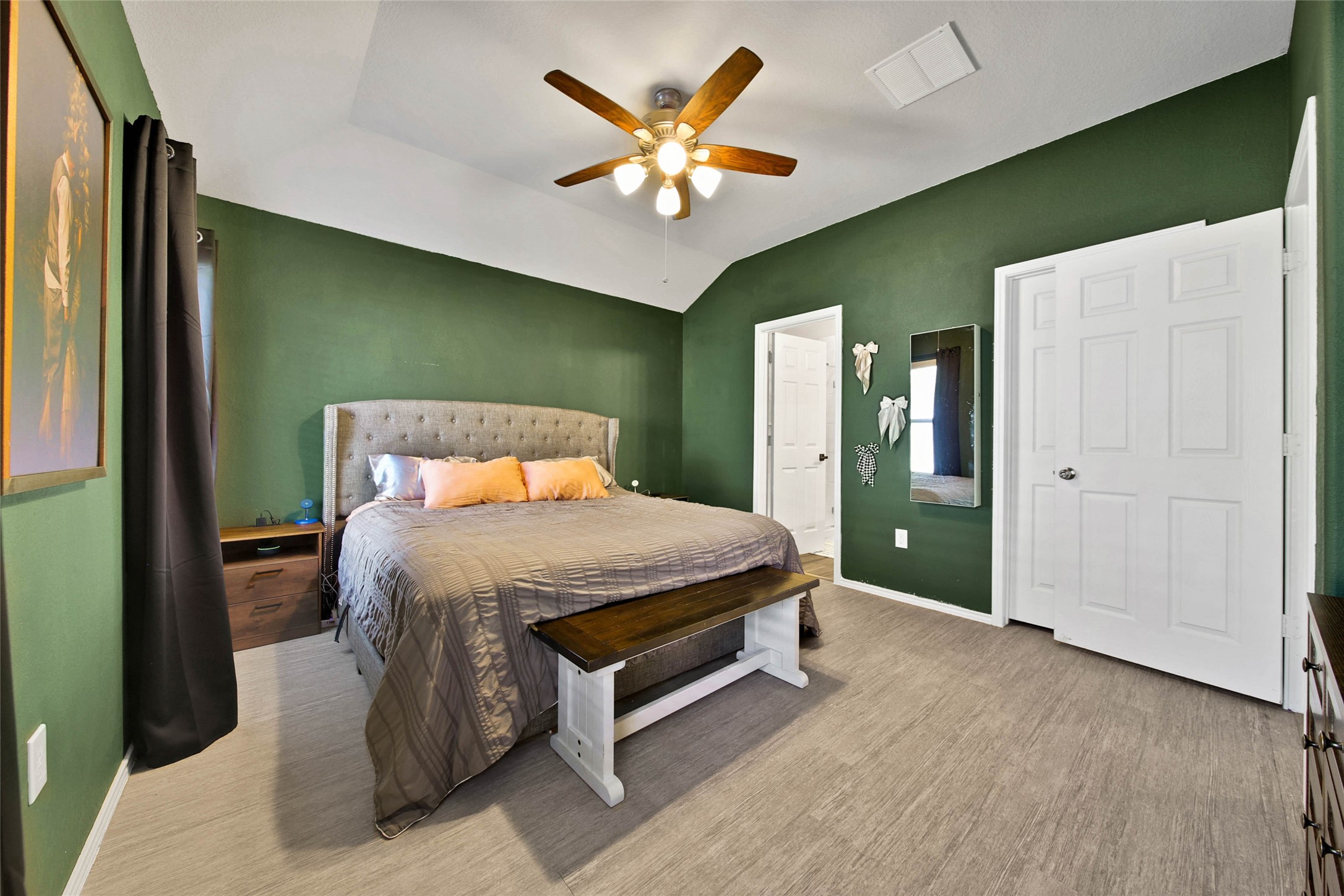 10021 Spring Creek Road Cleveland, TX 77327 - Photo 13 of 30