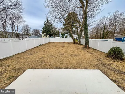 $299,900 | 24 South Queen Street, Dover, DE 19904