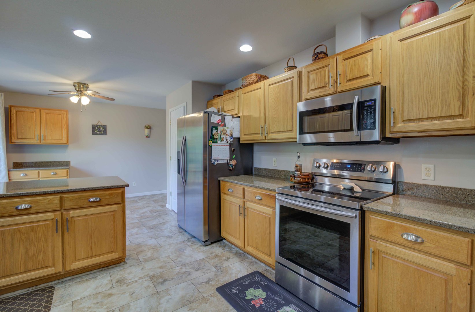 3006 Countrybend Lane Champaign, IL 61822 - Photo 22 of 46