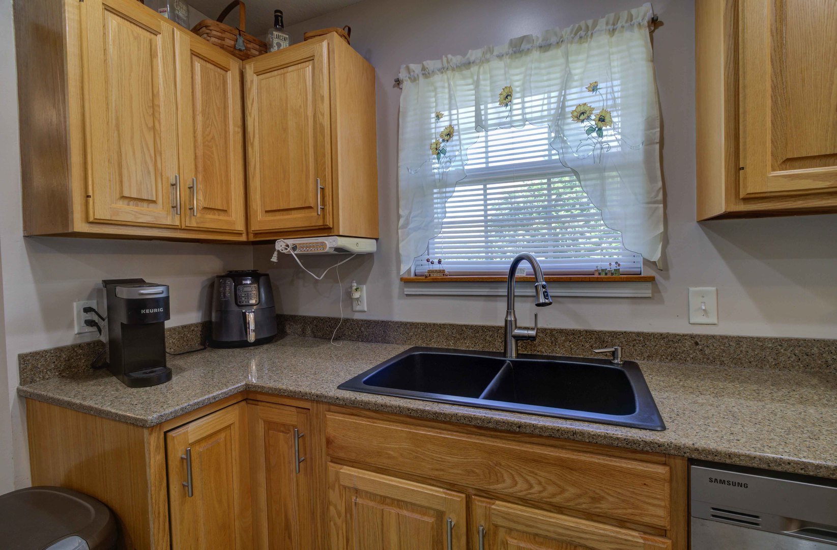 3006 Countrybend Lane Champaign, IL 61822 - Photo 23 of 46