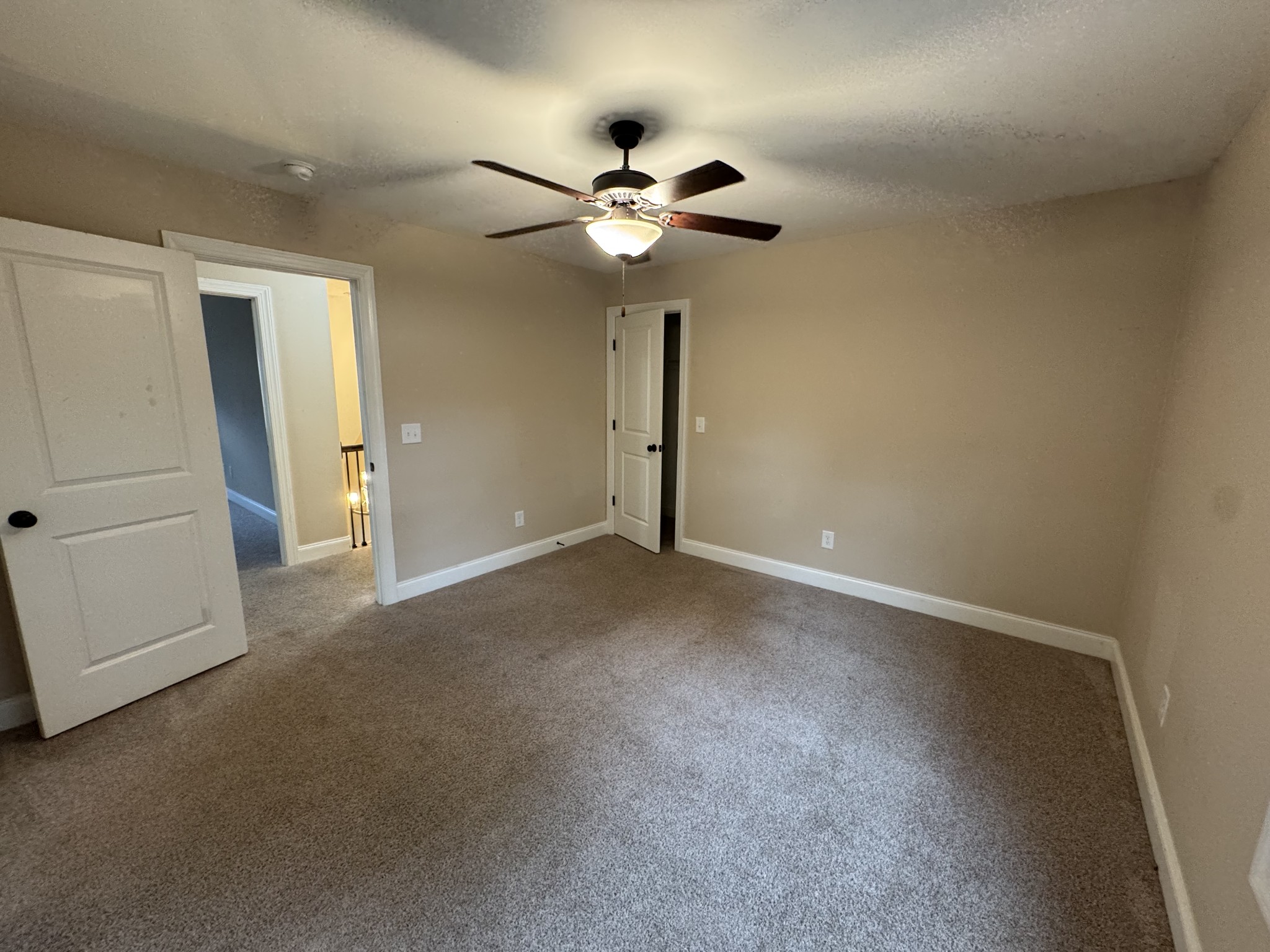 2006 Eagle View Road Hendersonville, TN 37075 - Photo 23 of 28 a view of a livingroom with a ceiling fan and window