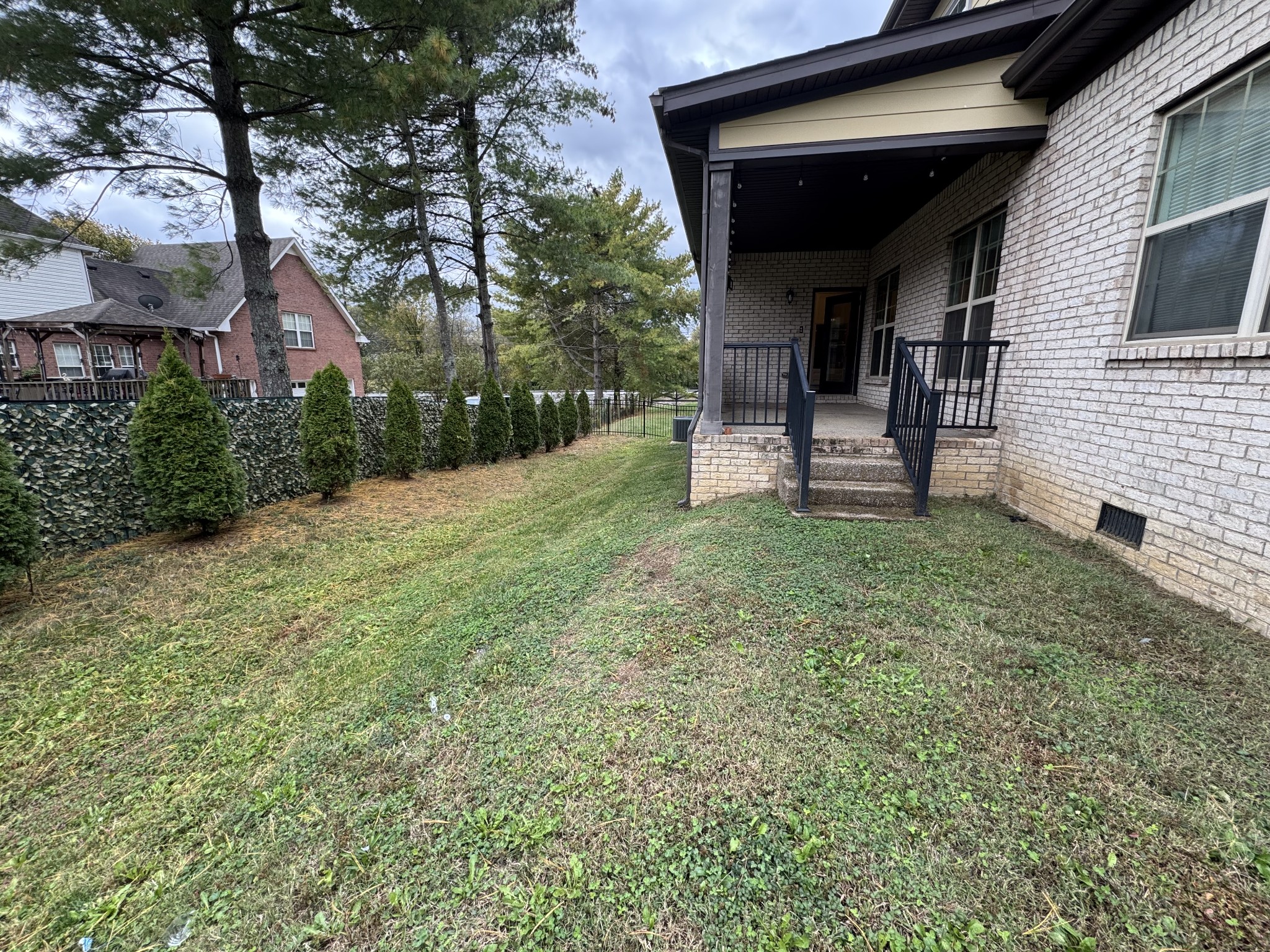 2006 Eagle View Road Hendersonville, TN 37075 - Photo 9 of 28 a view of a house with a yard