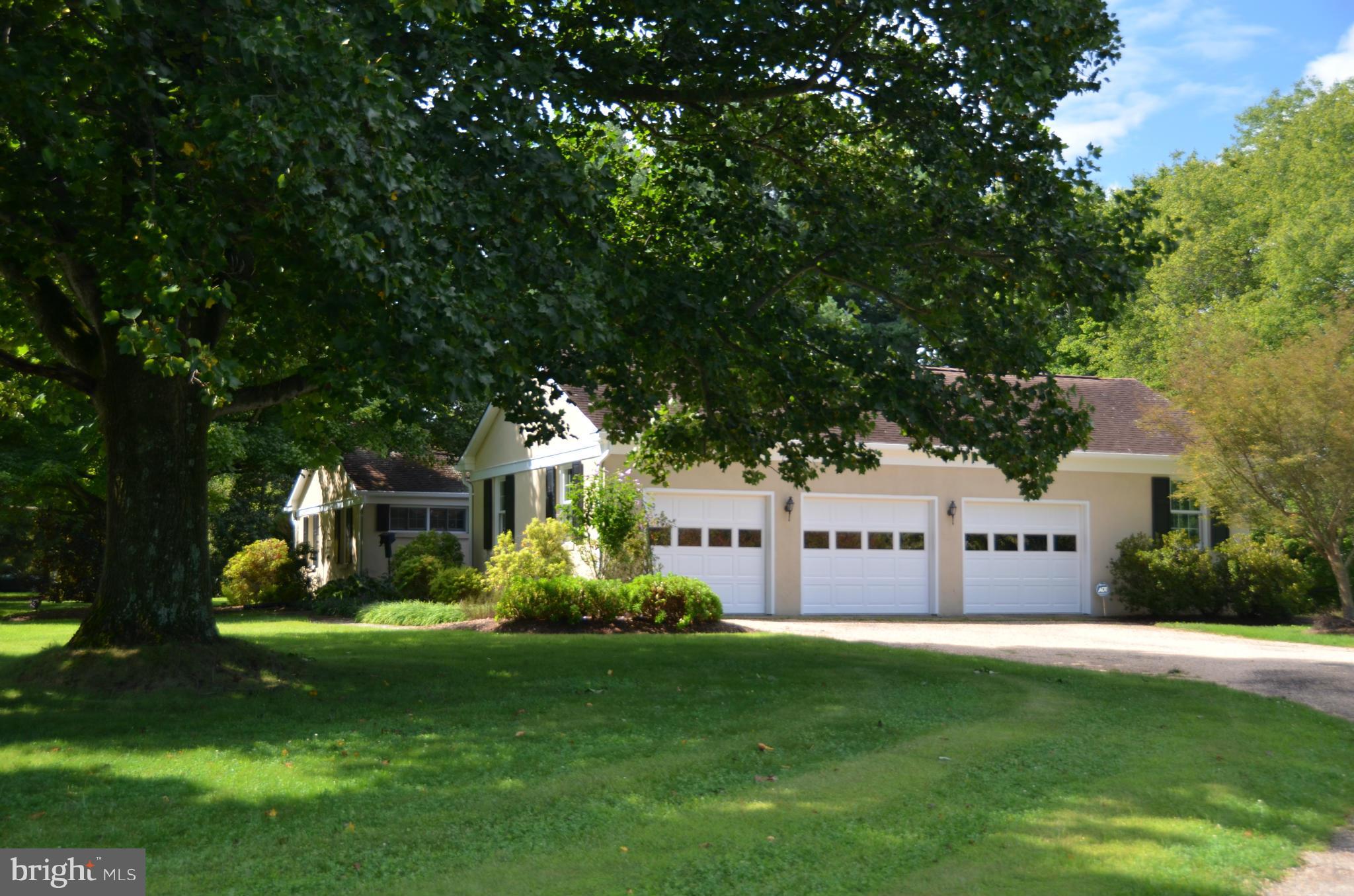 22167 Sam Fred Road Middleburg, VA 20117 - Photo 5 of 19 Exterior (General)