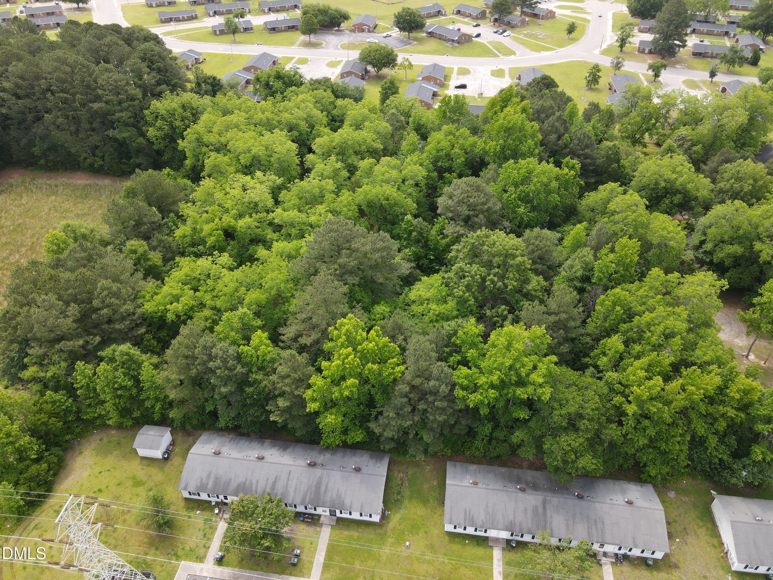 1708-1710 London Church Road Northeast Wilson, NC 27893 - Photo 26 of 27 a view of a back yard
