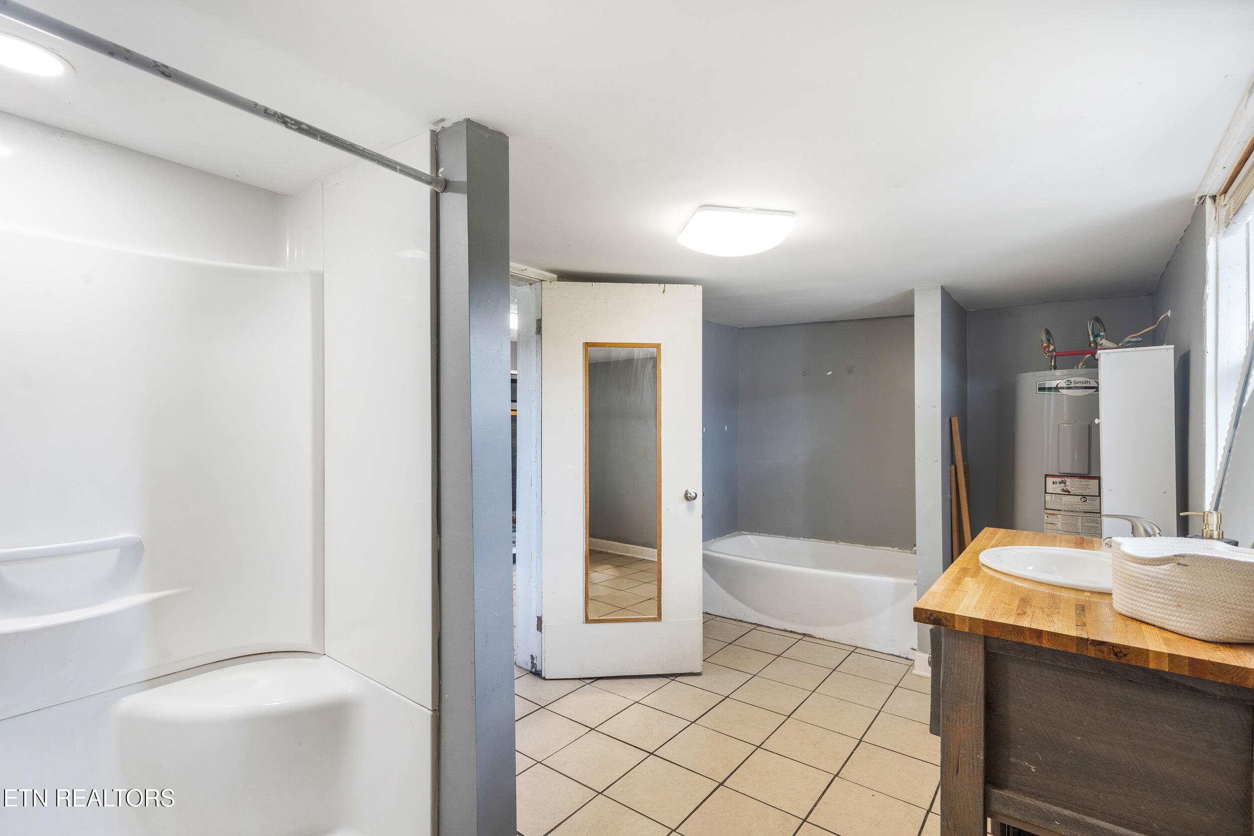 1177 Wade Road West Loudon, TN 37774 - Photo 11 of 13 028