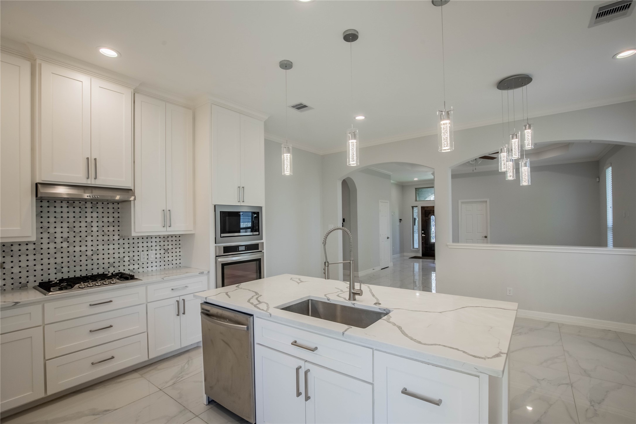 1308 Fresa Road Pasadena, TX 77502 - Photo 23 of 50