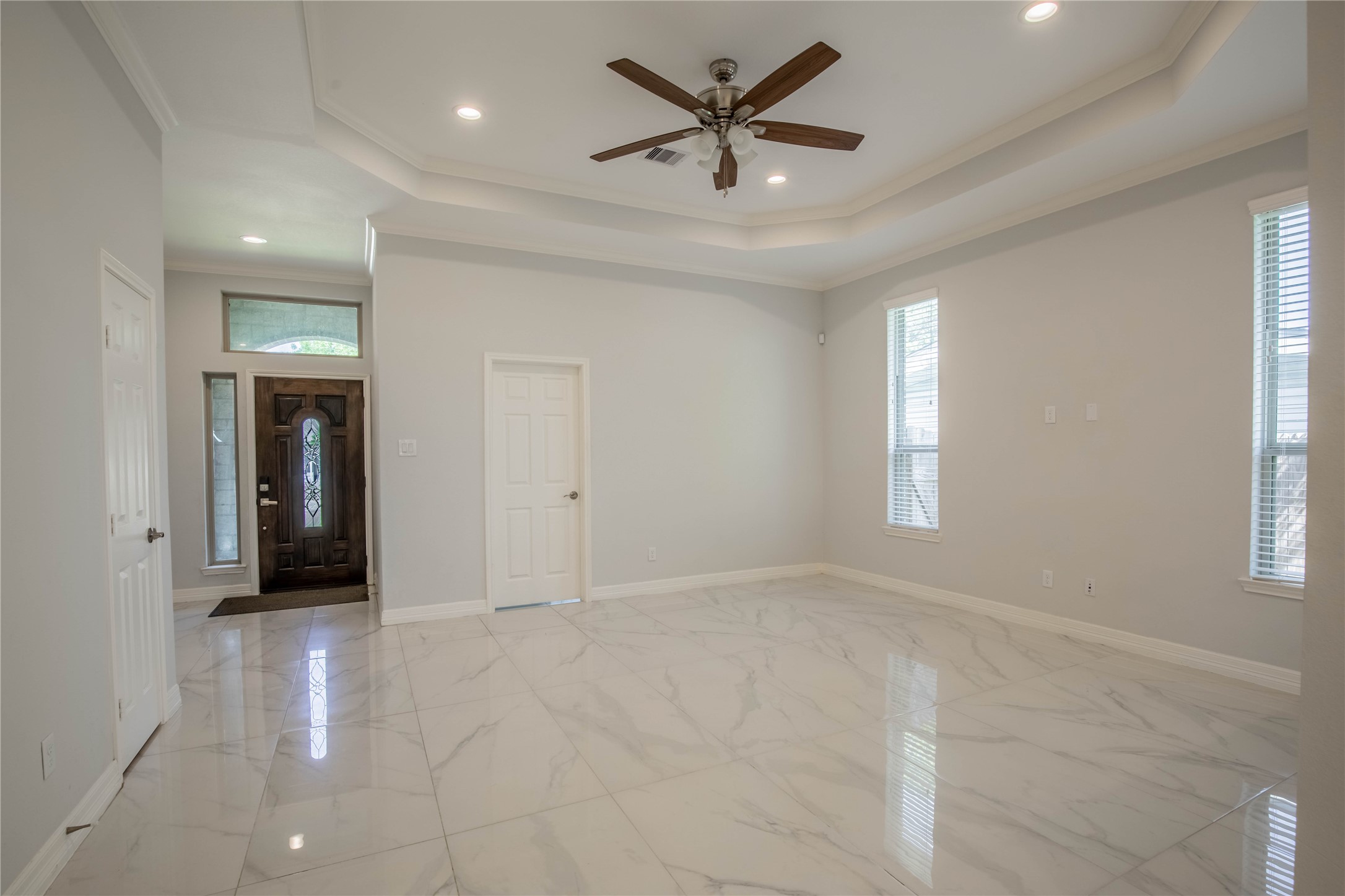 1308 Fresa Road Pasadena, TX 77502 - Photo 10 of 50