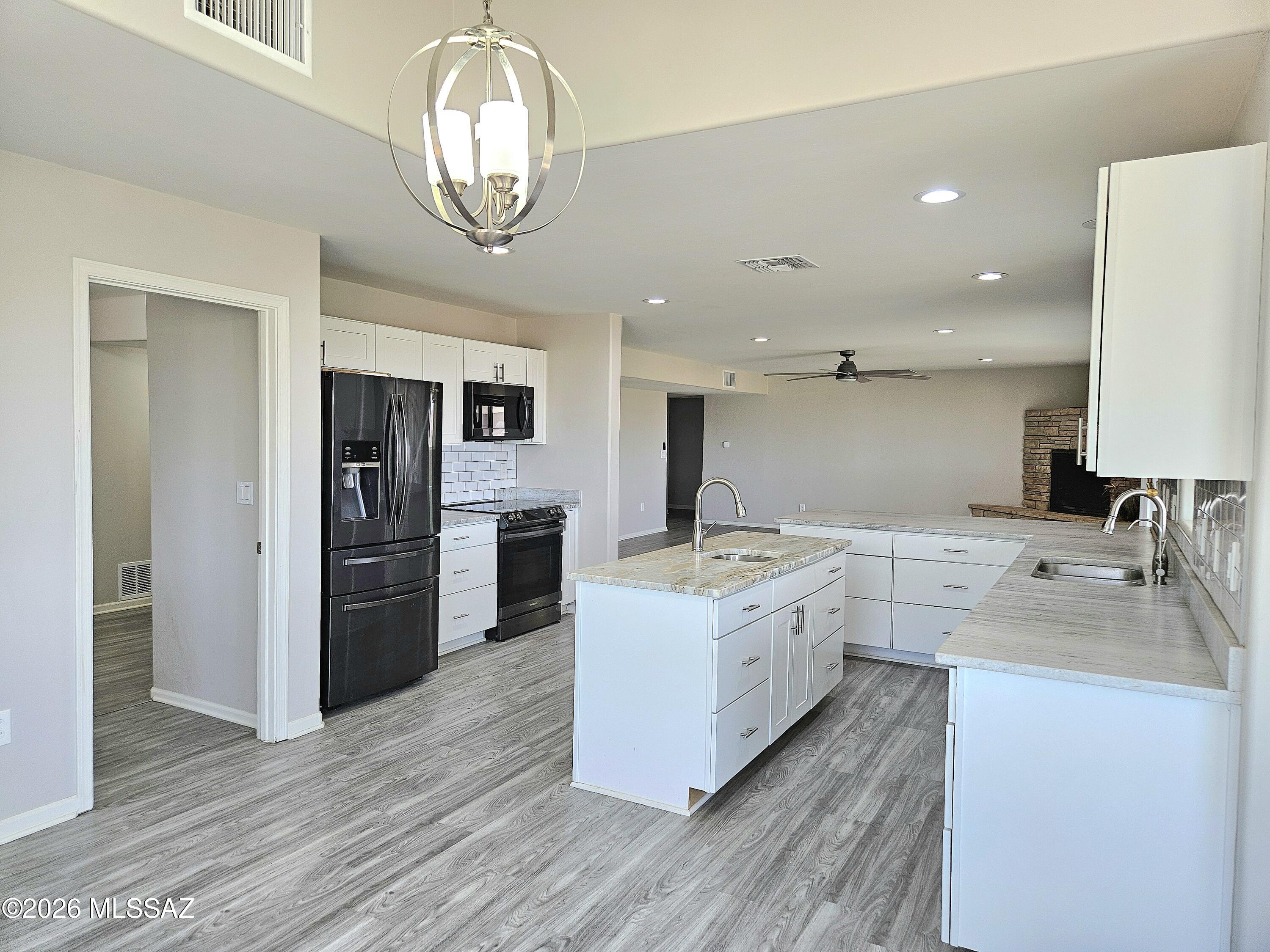 670 West Via Javalina Benson, AZ 85602 - Photo 9 of 49
