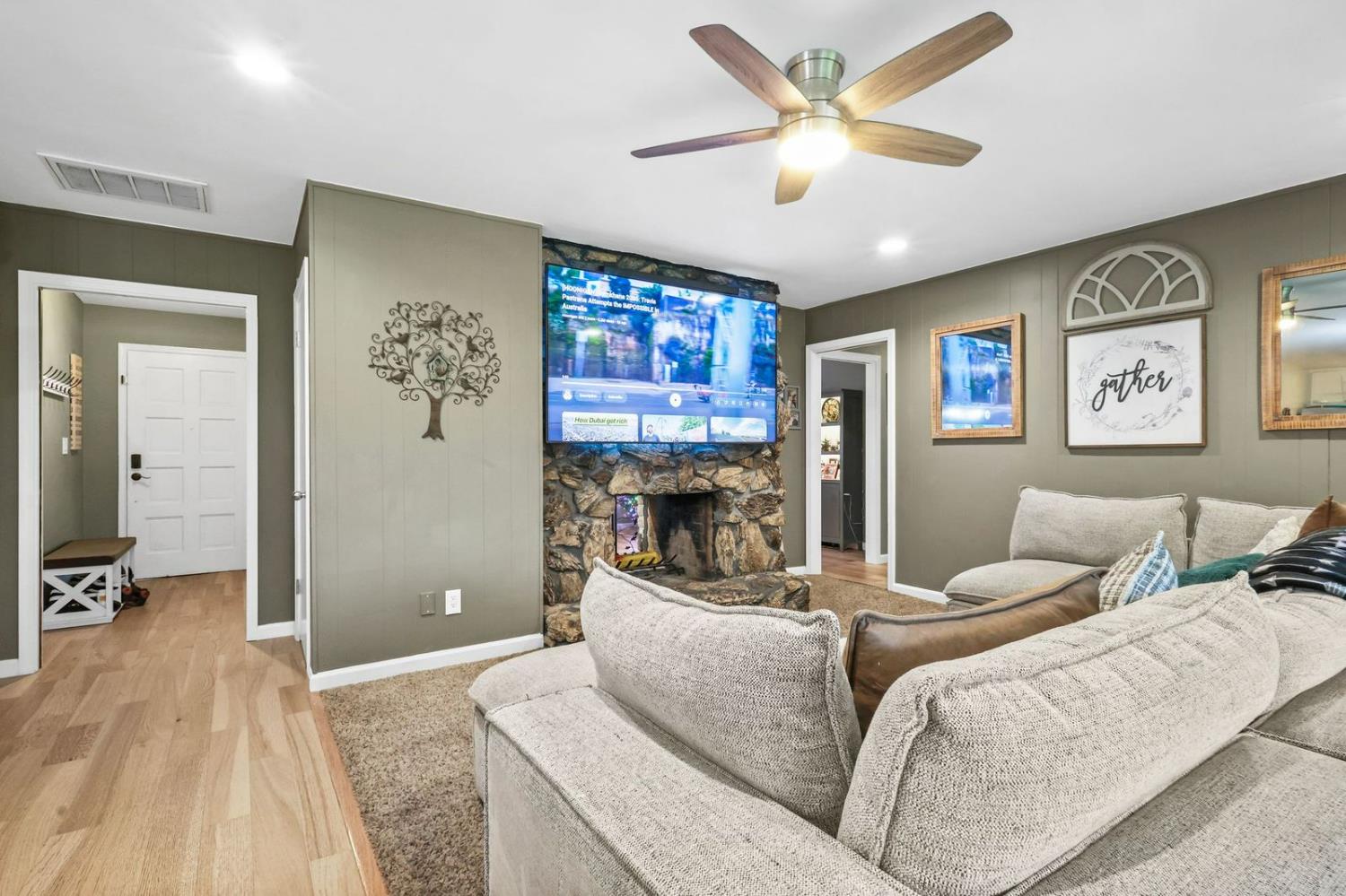 1309 Nelda Way Modesto, CA 95355 - Photo 4 of 27