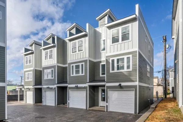 $3,250 | 4910 Delaware Avenue, Unit A, Nashville, TN 37209