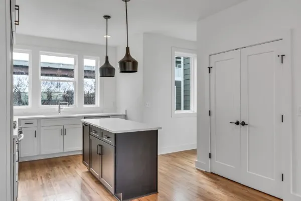 $3,250 | 4910 Delaware Avenue, Unit A, Nashville, TN 37209