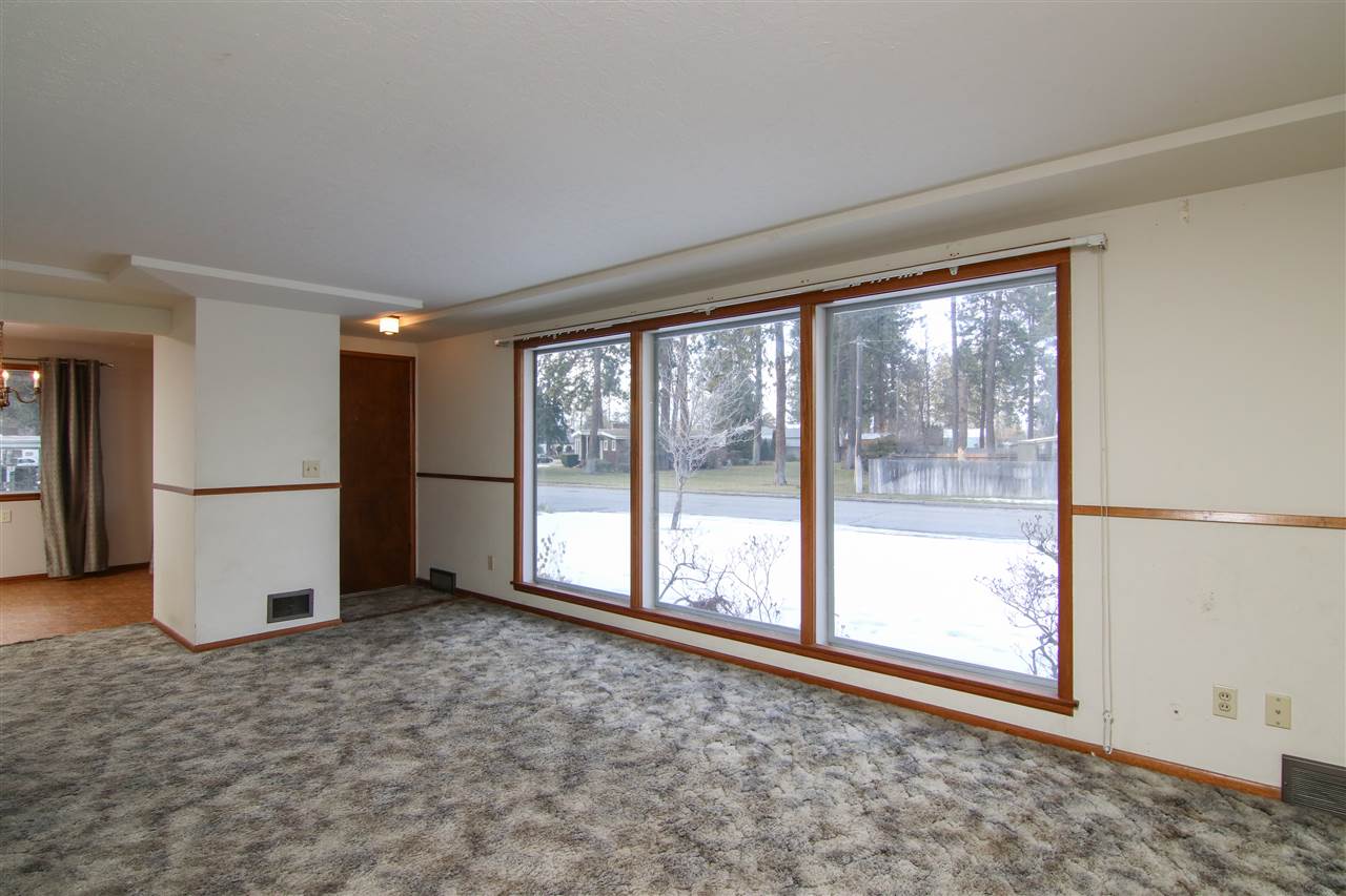 1815 South Keller Road Spokane Valley, WA 99216 - Photo 4 of 19