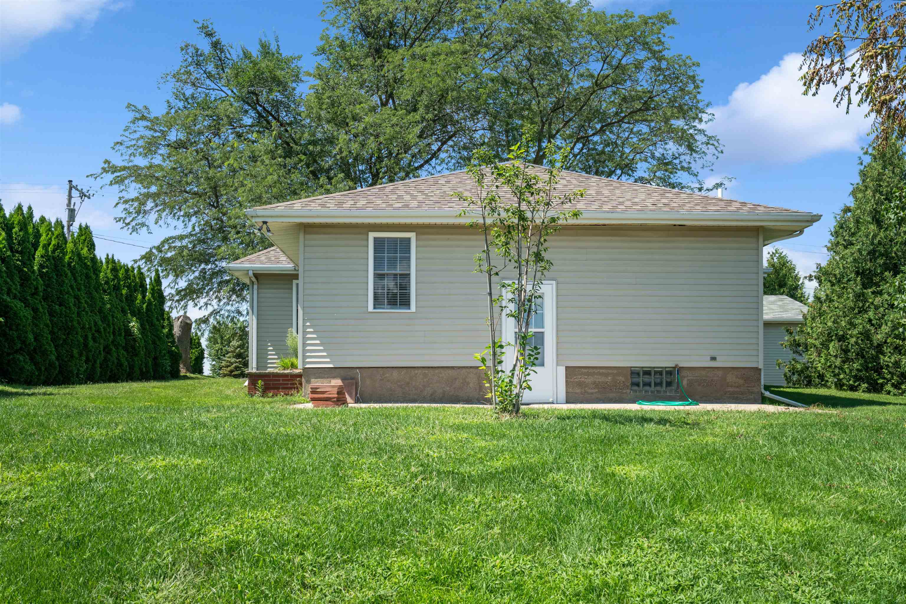 3270 Hales Mill Road Dubuque, IA 52002 - Photo 22 of 24 Gallery Image 22