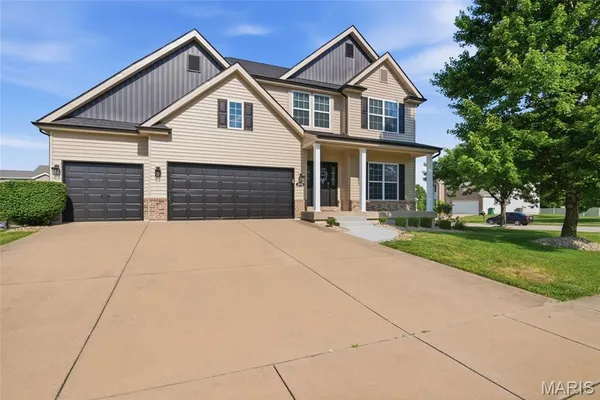 $425,000 | 1020 Stillwater Drive, O'Fallon, IL 62269