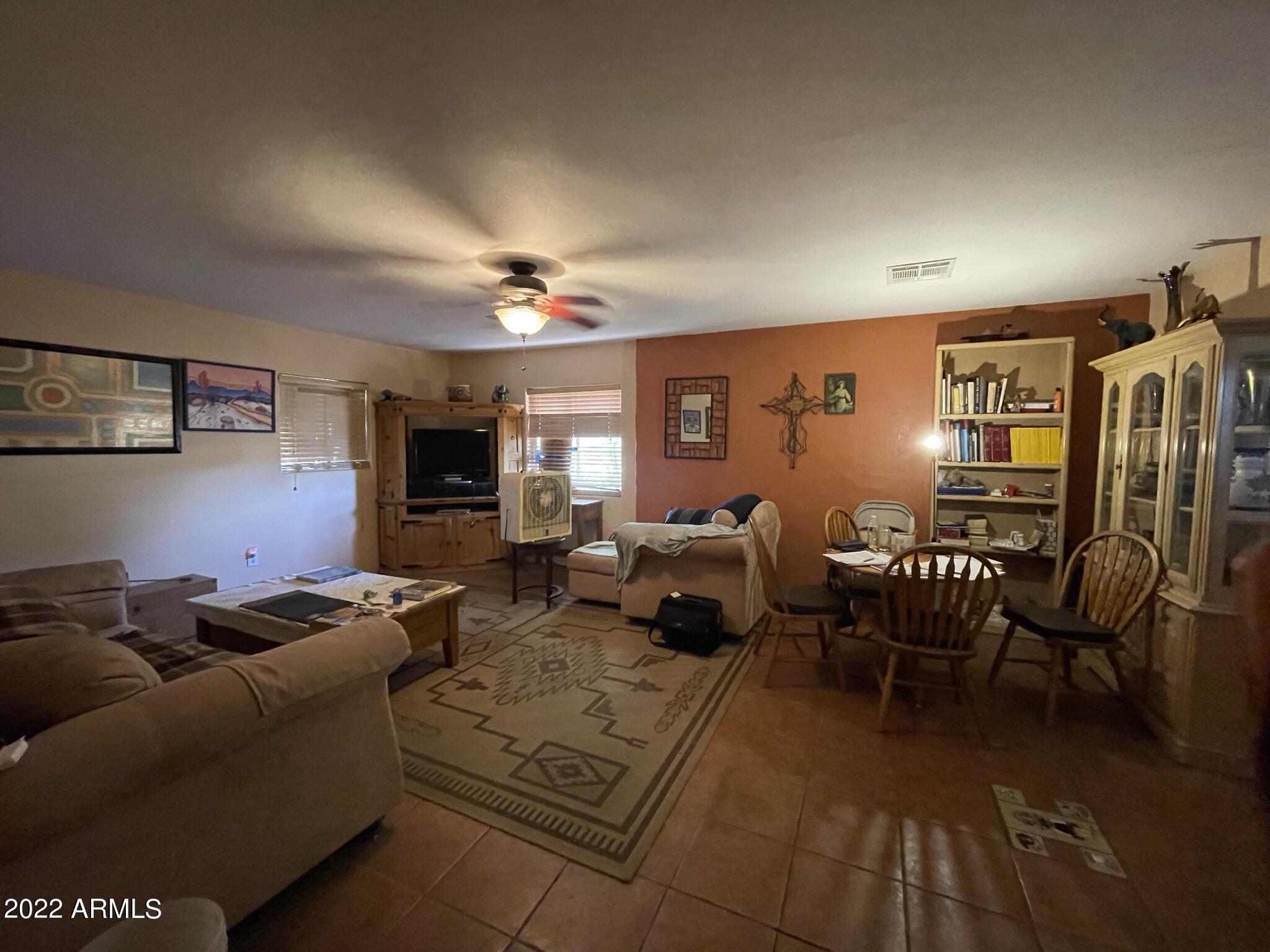 1942 West Lawrence Road Phoenix, AZ 85015 - Photo 5 of 27 IMG_3505