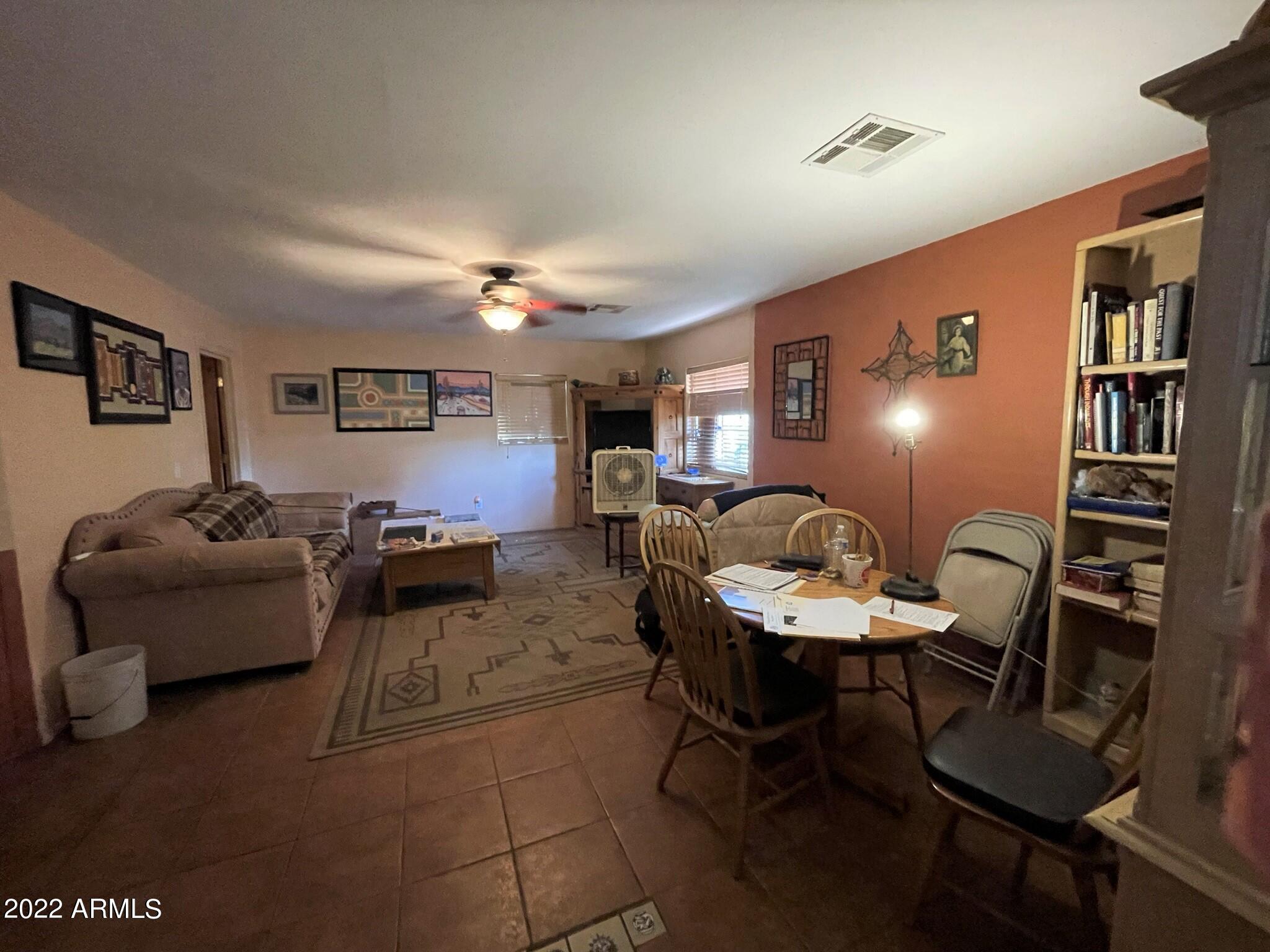 1942 West Lawrence Road Phoenix, AZ 85015 - Photo 6 of 27 IMG_3490