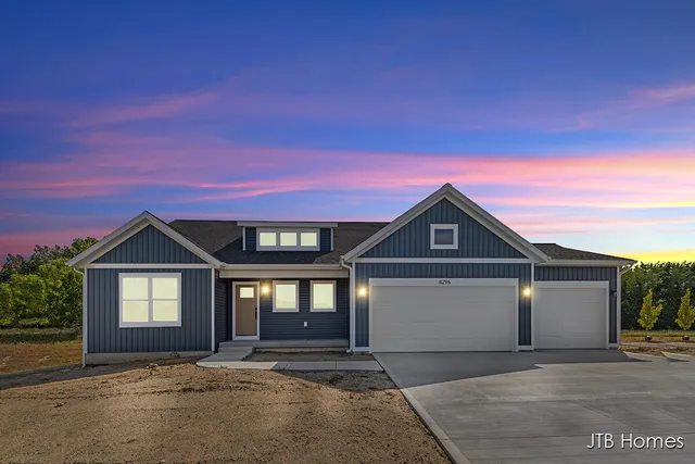 $649,900 | 8296 Kettle Oak Drive Southeast, Alto, MI 49302
