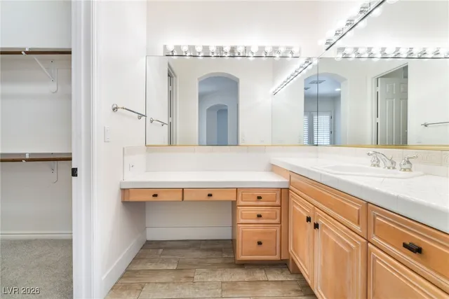 $7,500 | 904 Pont Chartrain Drive, Las Vegas, NV 89145