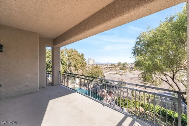 $7,500 | 904 Pont Chartrain Drive, Las Vegas, NV 89145