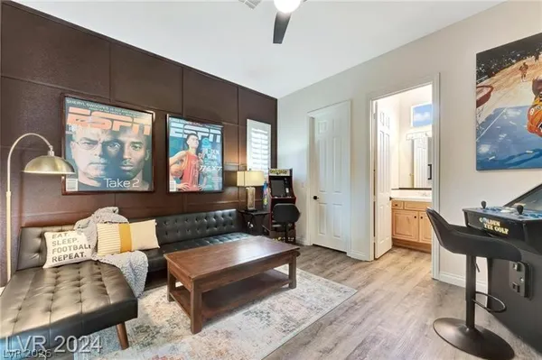 $7,000 | 904 Pont Chartrain Drive, Las Vegas, NV 89145