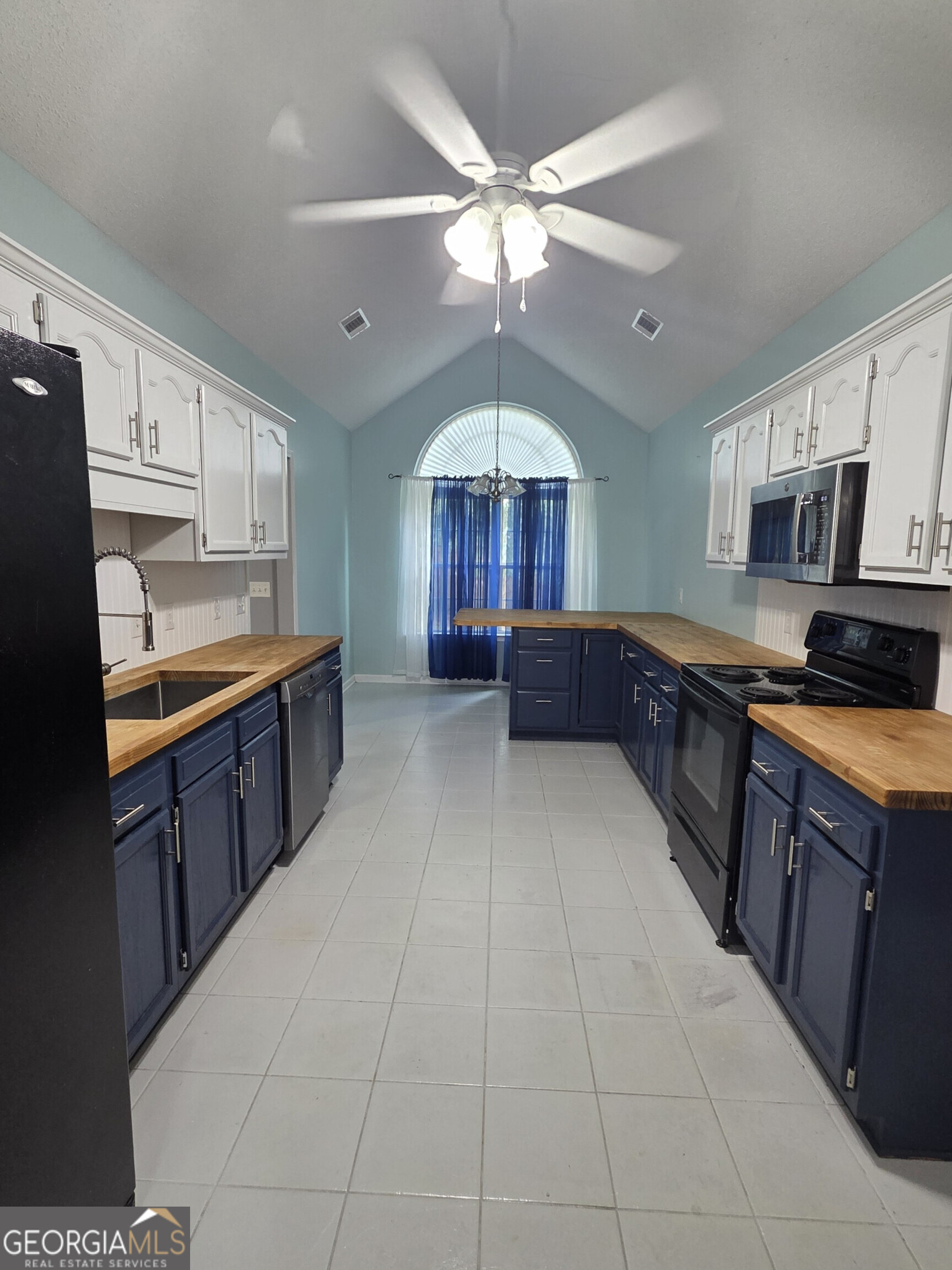 2337 Noel C Conaway Road Guyton, GA 31312 - Photo 5 of 25