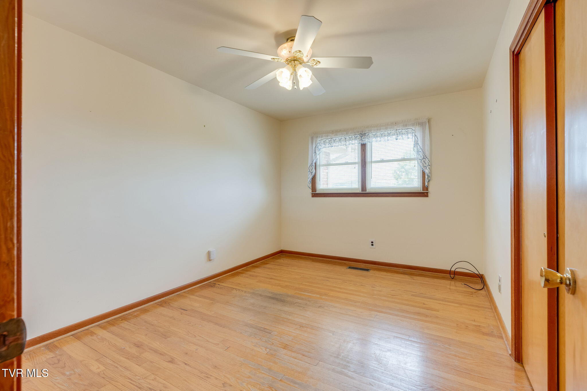 1763 Sylvan Hill Road Elizabethton, TN 37643 - Photo 31 of 55 031