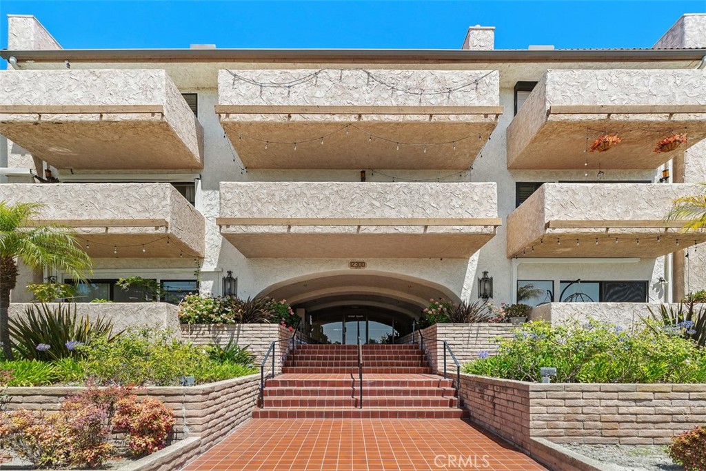 12300 Montecito Road, Unit 39 Seal Beach, CA 90740 - Photo 3 of 41 Rossmoor Regency Exterior