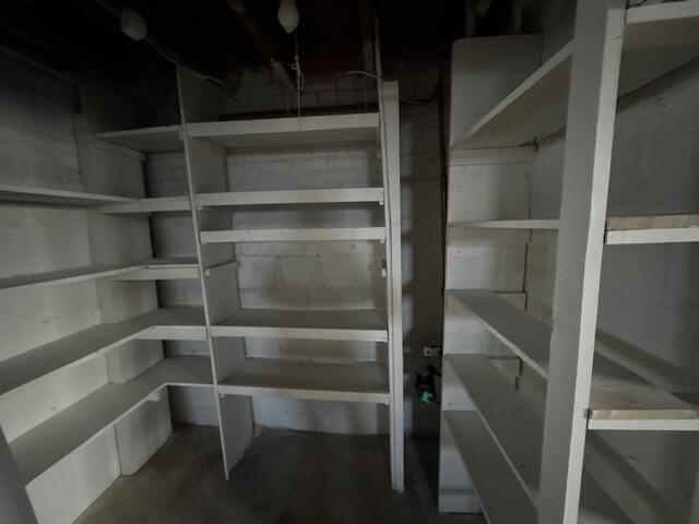 4228 Harding Road Kenosha, WI 53142 - Photo 17 of 21 IMG_1177