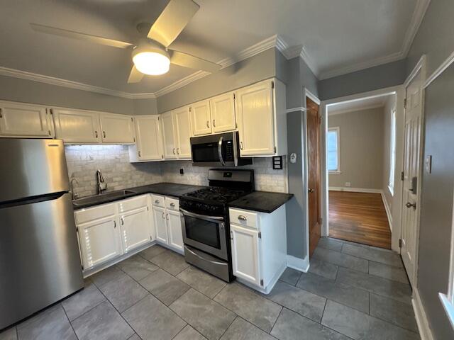 4228 Harding Road Kenosha, WI 53142 - Photo 3 of 21 IMG_1164