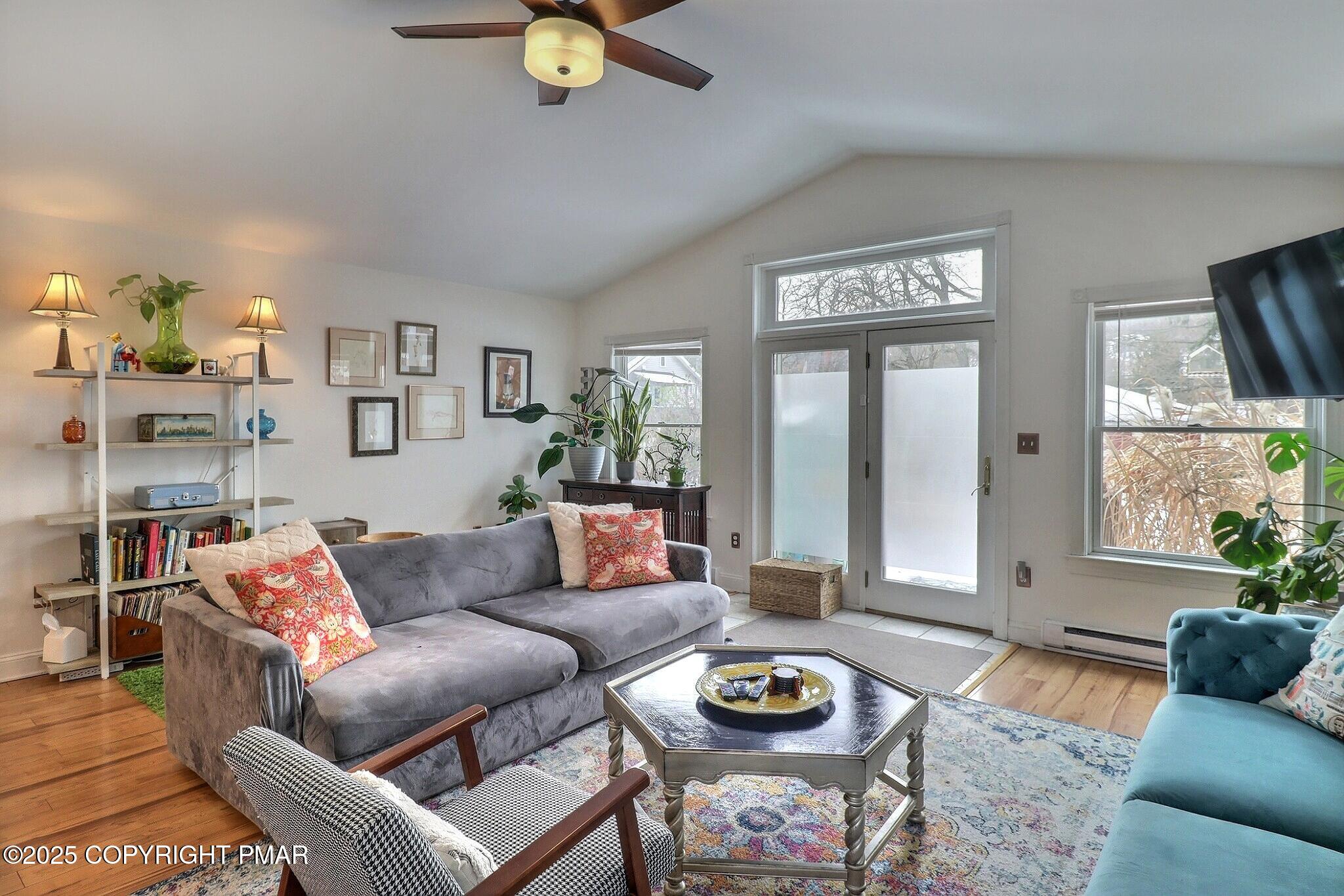 541 Barry Street Stroudsburg, PA 18360 - Photo 18 of 49 Family Room