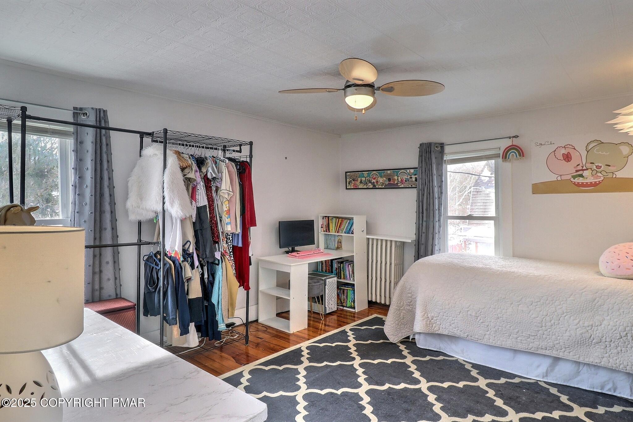 541 Barry Street Stroudsburg, PA 18360 - Photo 34 of 49 Bedroom 2