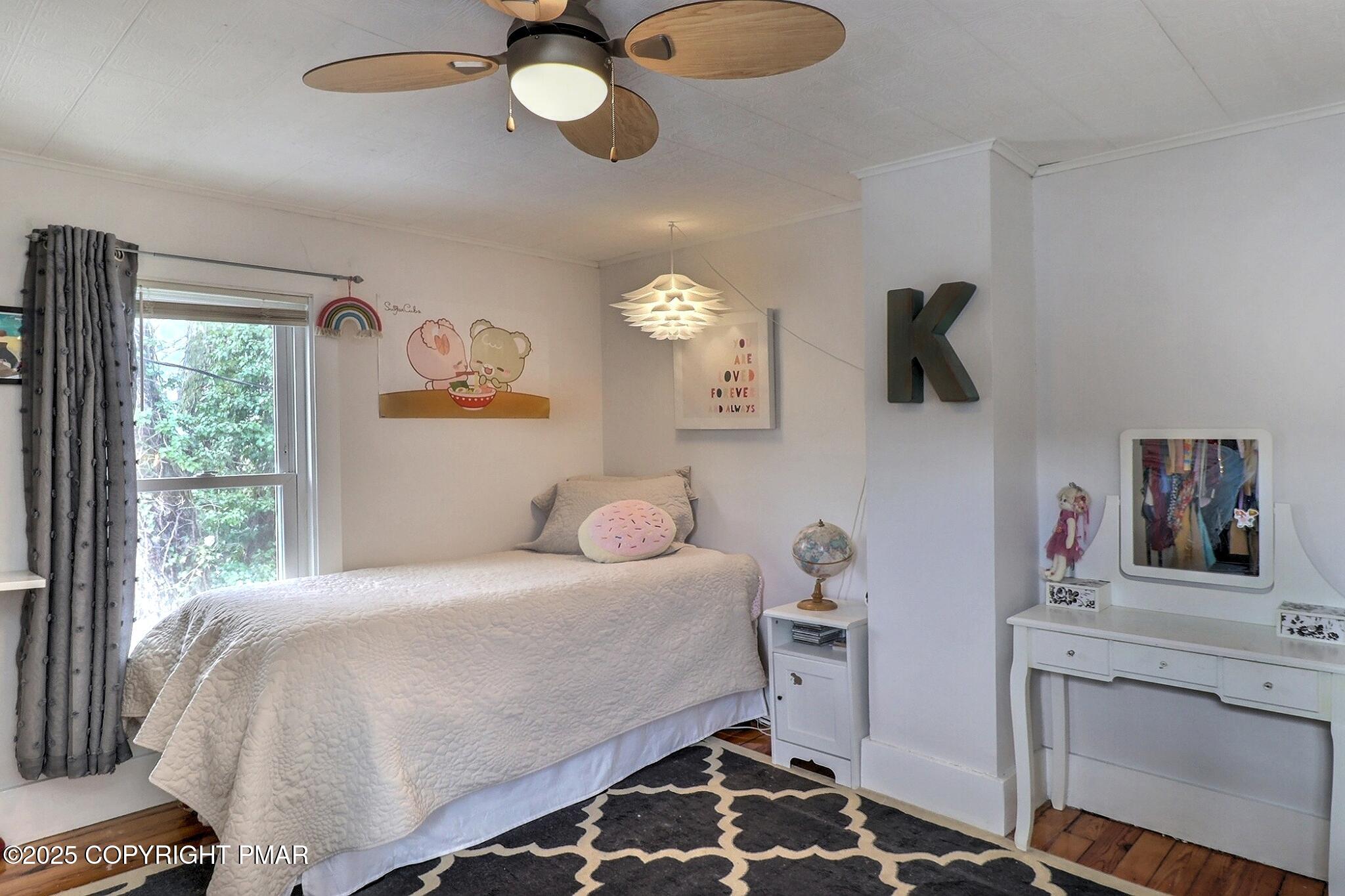 541 Barry Street Stroudsburg, PA 18360 - Photo 35 of 49 Bedroom 2