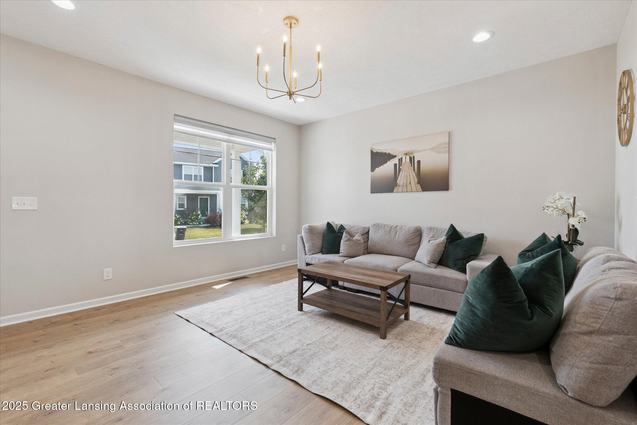 3977 Stirrup Street East Lansing, MI 48823 - Photo 6 of 32 10-3977-Stirrup-St-East-Lansing-MI-48823