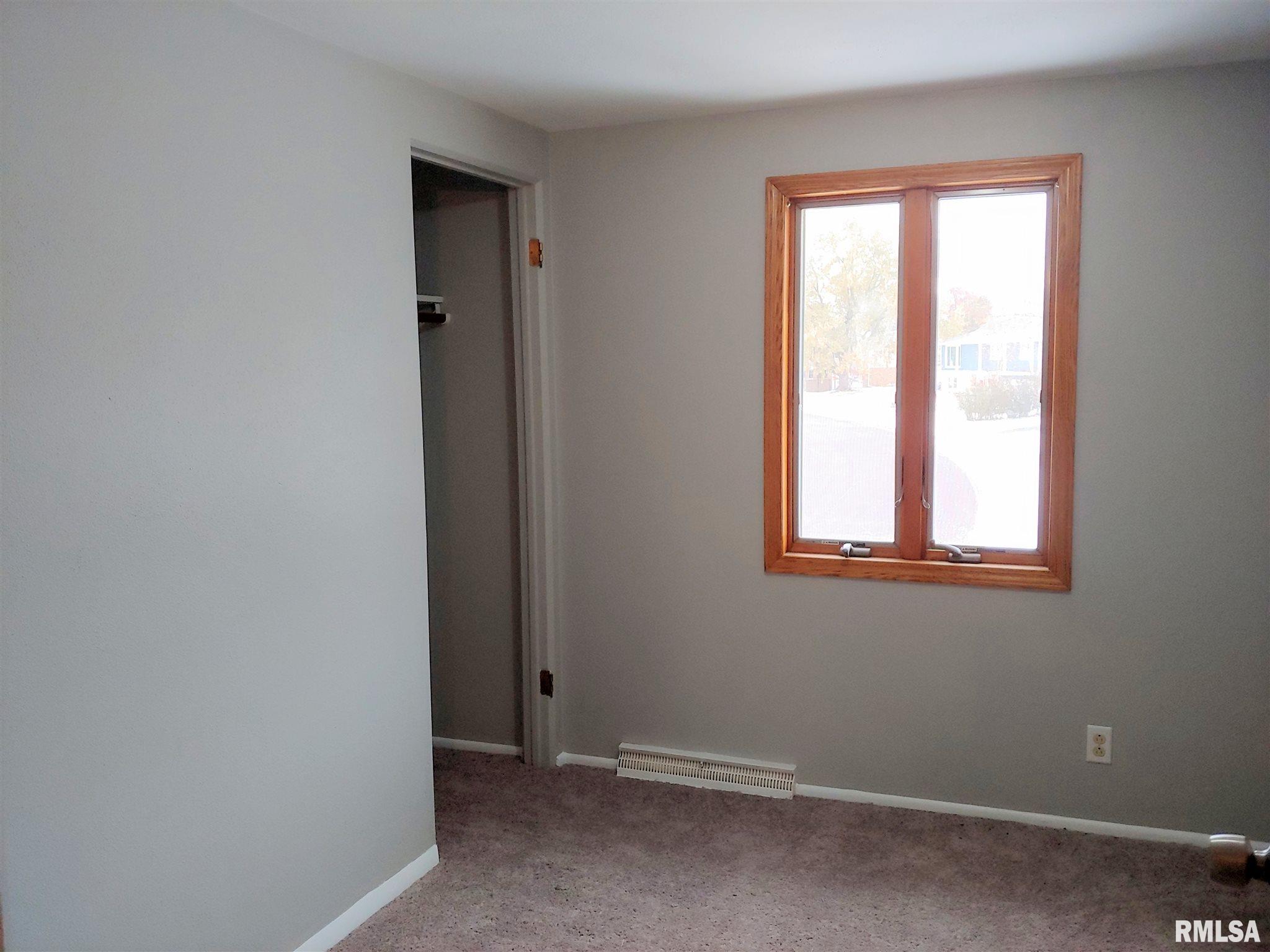 606 Devonshire Road Washington, IL 61571 - Photo 21 of 34 Gallery Image 21