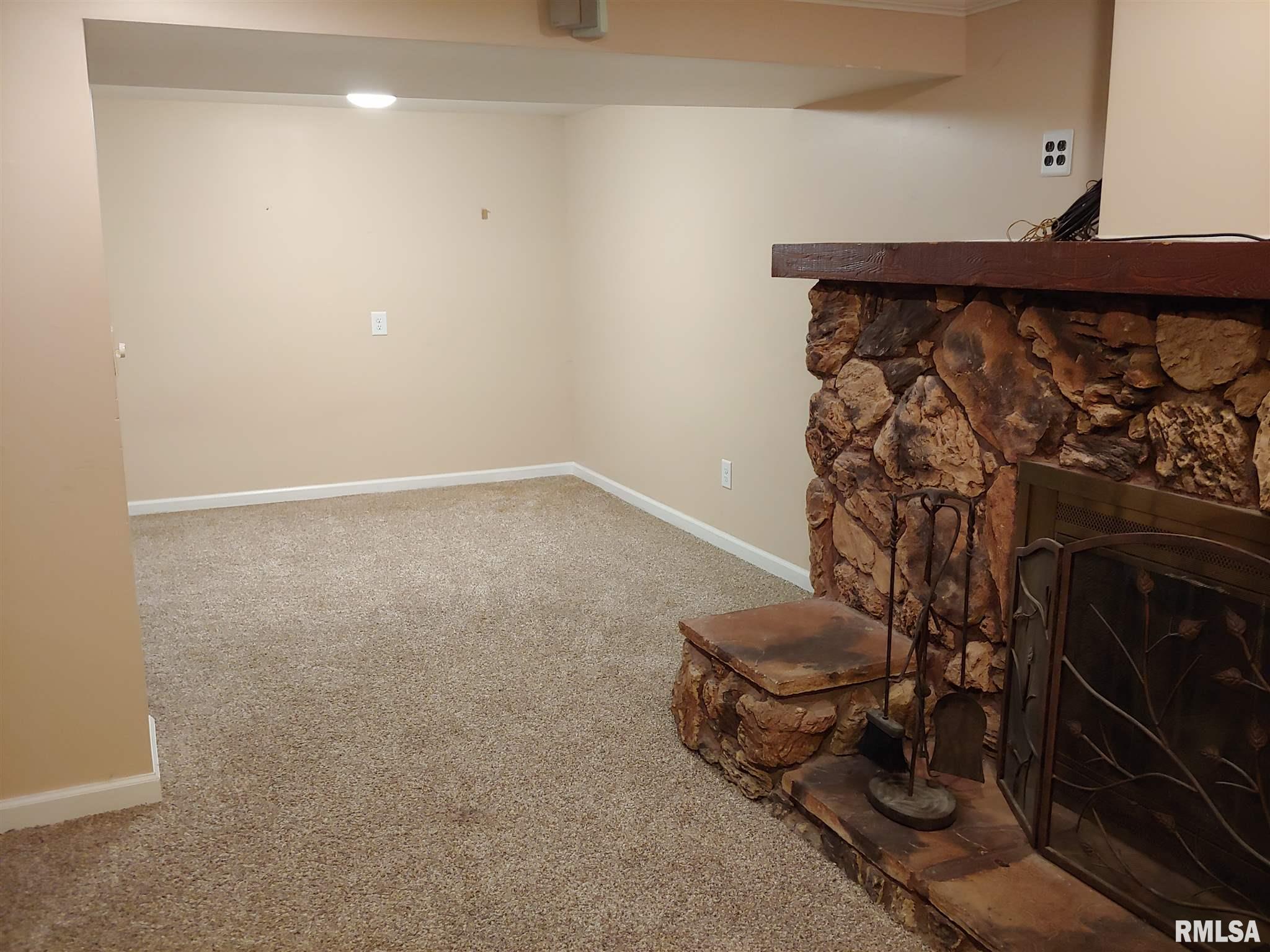 606 Devonshire Road Washington, IL 61571 - Photo 25 of 34 Gallery Image 25