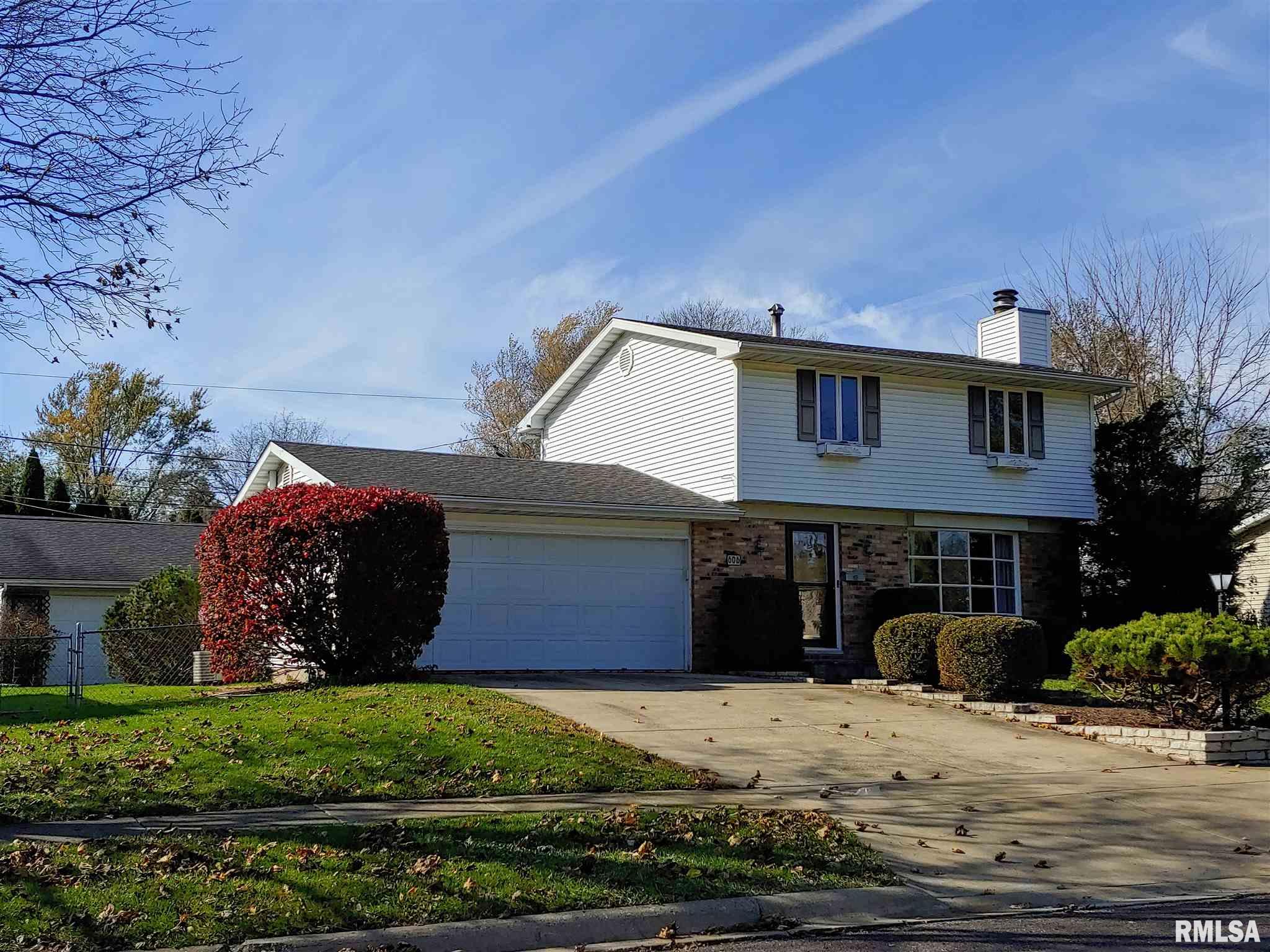 606 Devonshire Road Washington, IL 61571 - Photo 3 of 34 Gallery Image 3